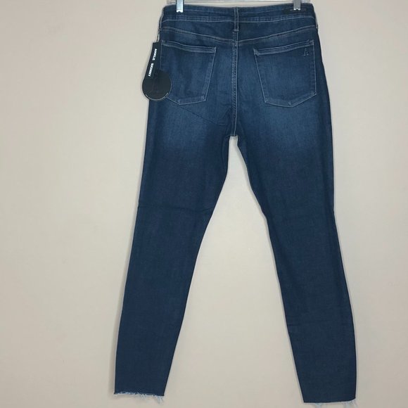 Super cute 🦋 Articles of Society Sarah Butterfly 🦋 Raw Hem Jeans ~ NEW 🦋 - Picture 13 of 16